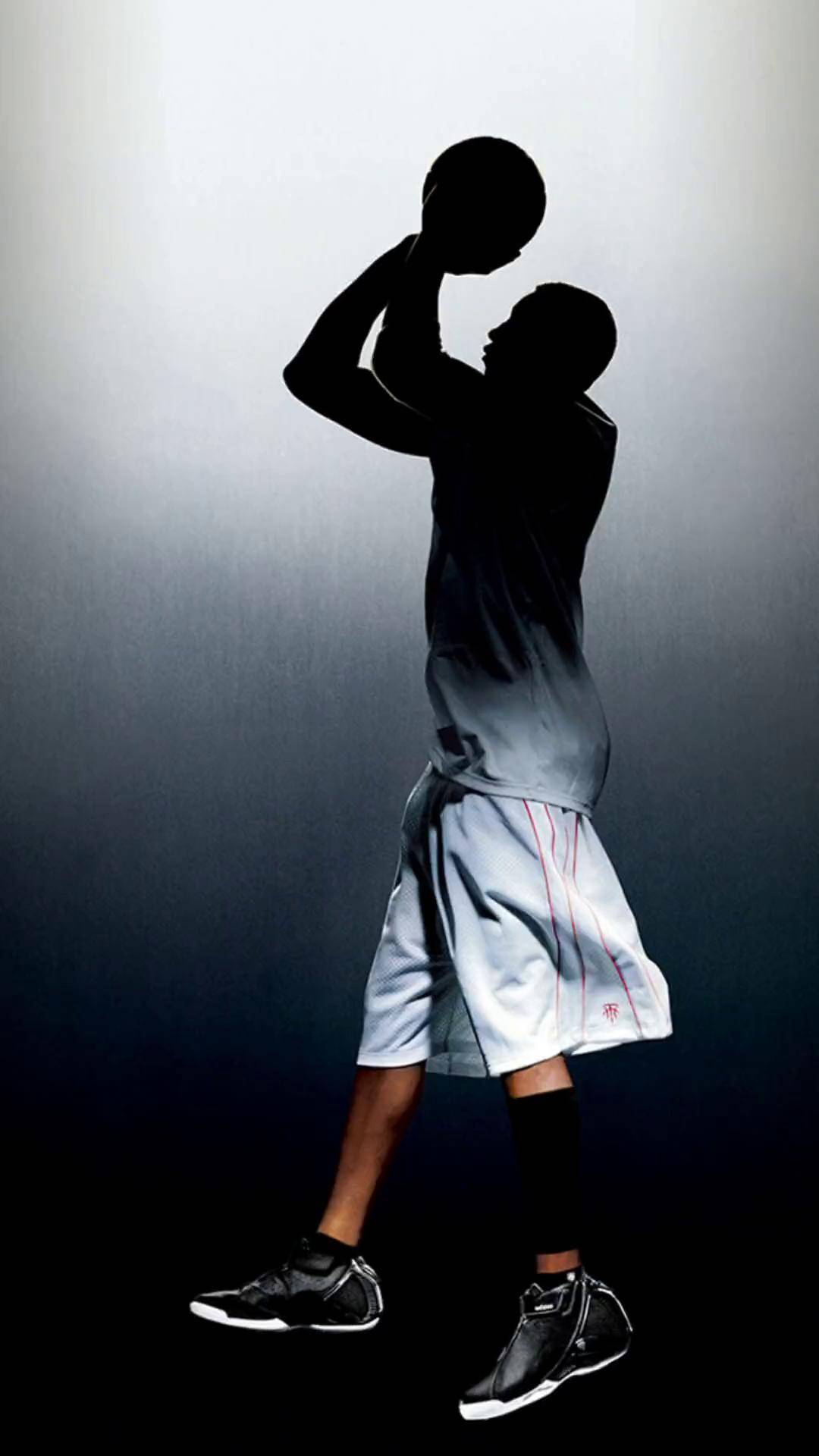 足球巴萨夏窗计划浮现，多名球员被列出售（巴萨夏窗方案曝光，多名球员被挂牌出售）