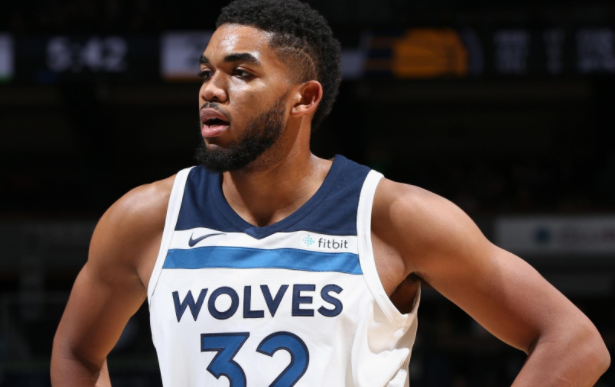 穆雷单节砍23分，刷新生涯单节得分纪录（穆雷单节飙23分，改写生涯单节得分新高）