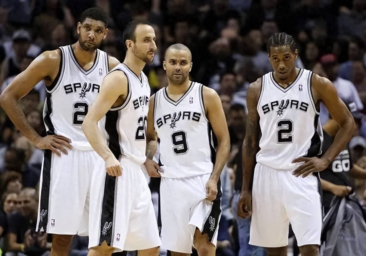 马卡：皇马患有“姆巴佩依赖症”，进攻模式重复且单一（马卡报：皇马过度依赖姆巴佩，进攻套路单一且缺乏变化）